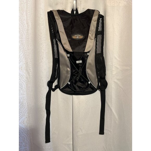 Nanfeng Hydration Backpack Airflow Design Mesh Panels & Adjustable Straps Black - Picture 2 of 7